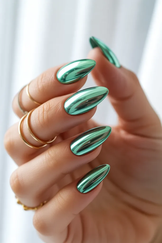 22.Jade Chrome Almond