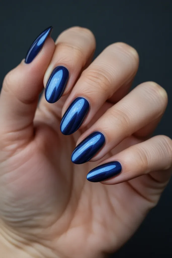 12 Navy Chrome 4th of July Nails · Advanced