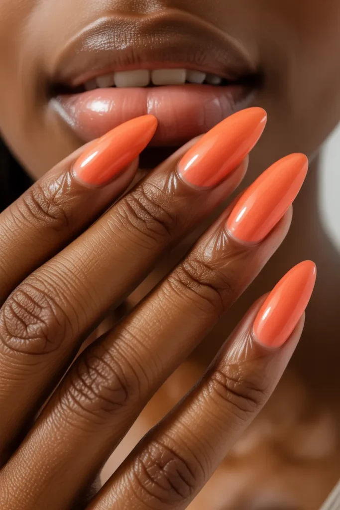 23 Short Almond Nails for Brown Skin — Warm Coral