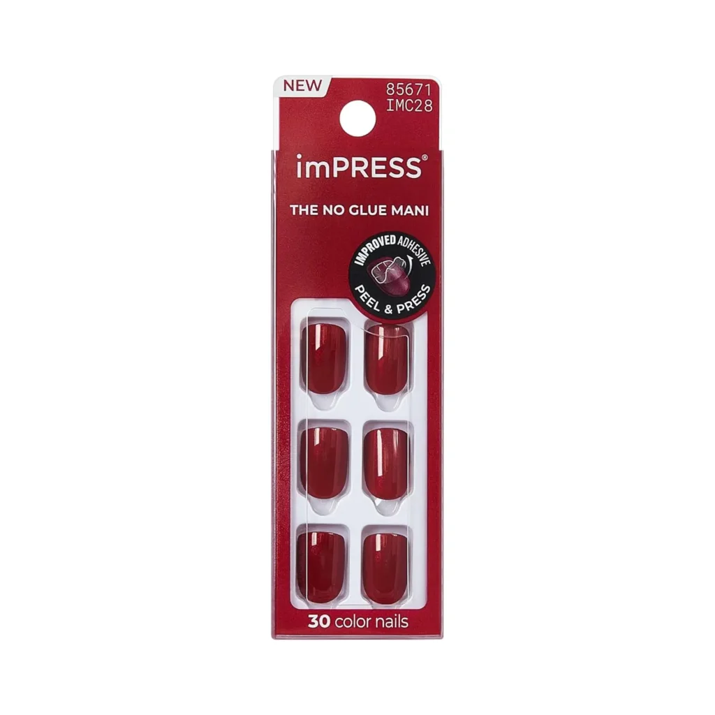 15.Red Velvet Matte Short Gel Nails