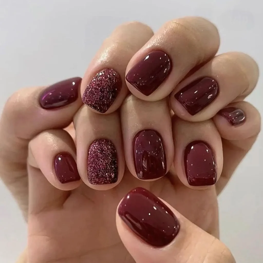 2.SimpleRedGlitterShortGelNails