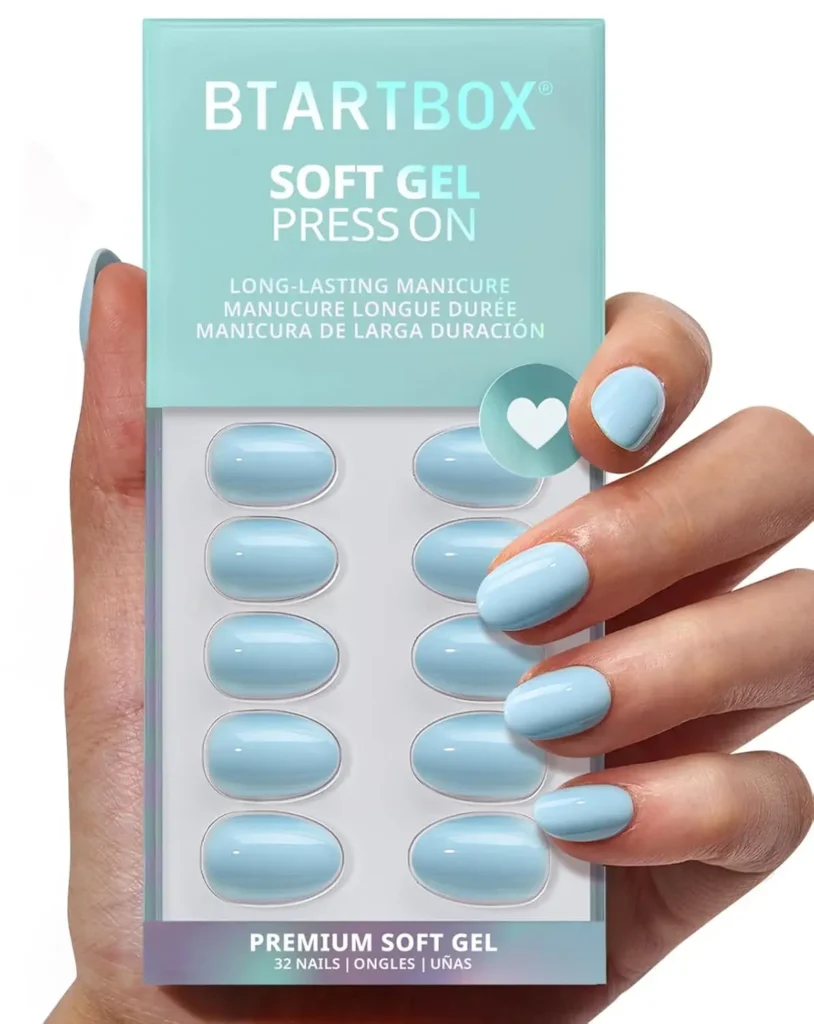 Summer Almond Nails 4 3.Blue Ocean and Sky