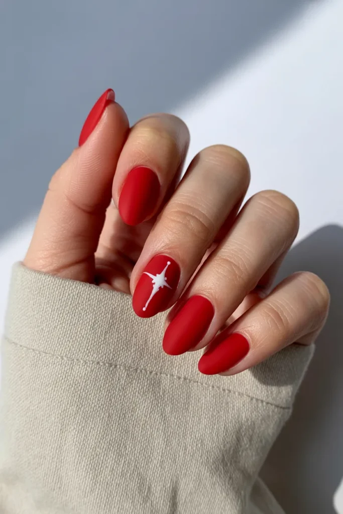 6. Minimalist Single Star — Easy Short Almond