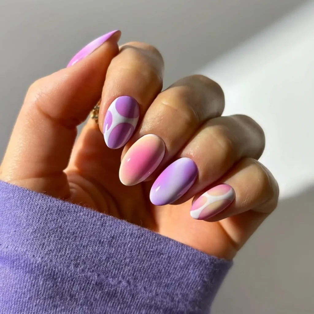 Aura Nails 8 7.Short Aura Gradietn Fake Nail